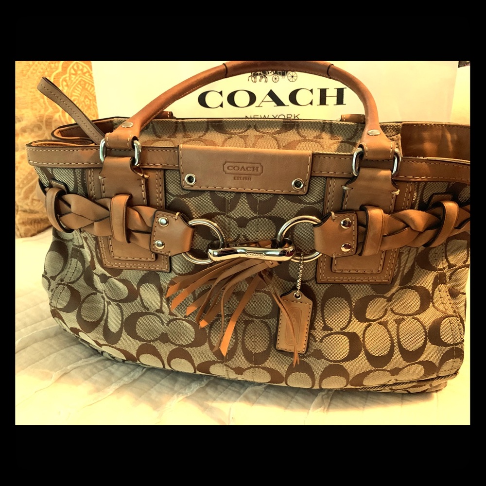 Coach signature print shoulder bag